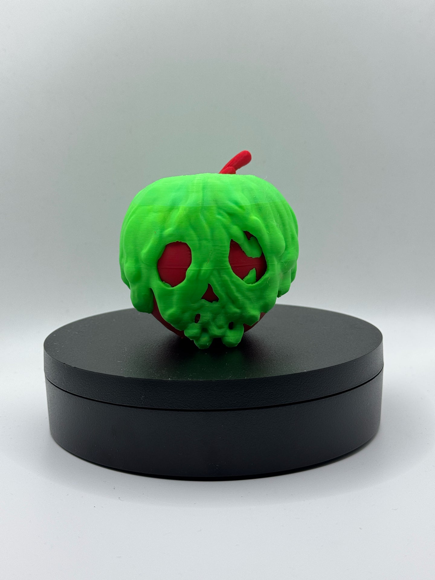 Disney Poison Apple￼